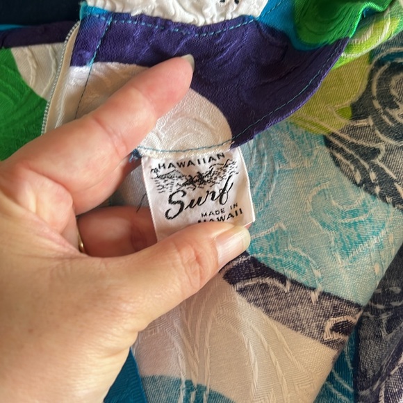 1960s vintage Hawaiian muumuu dress - Picture 4 of 6